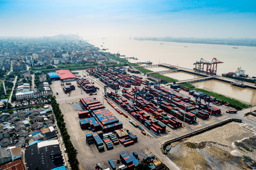 溫州港核心港區(qū)深水進港航道工程